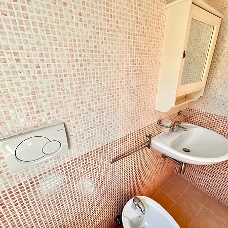 Bilocale Marta Con Giardino A Due Passi Dal Centro Di