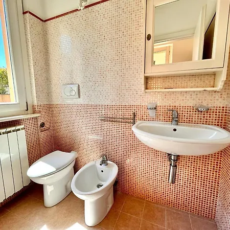 Bilocale Marta Con Giardino A Due Passi Dal Centro Di Διαμέρισμα Sirolo