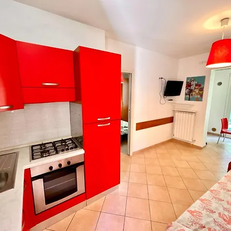 Apartment Bilocale Marta Con Giardino A Due Passi Dal Centro Di Sirolo