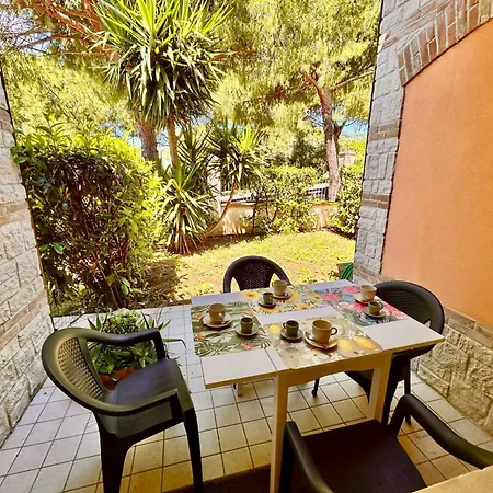 Bilocale Marta Con Giardino A Due Passi Dal Centro Di *